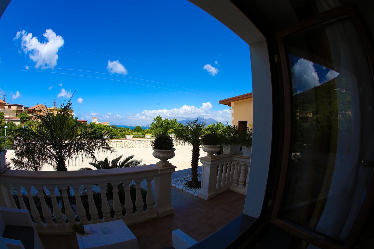 Villa Catie Кастелламмаре-ди-Стабия Экстерьер фото